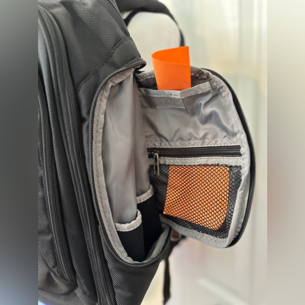 Samsonite Multi Compartments Computer Backpack (1… - image 5